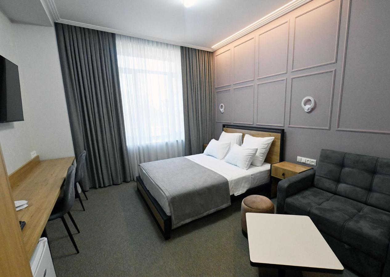 Prime Hotel Gjumri Exterior foto